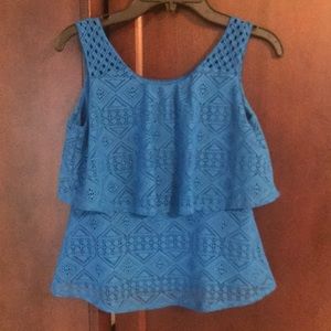 Amy Byer top